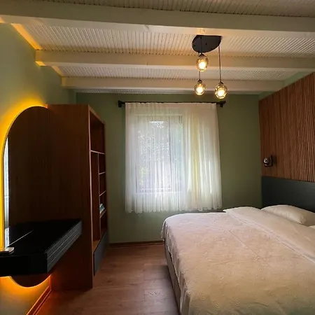 Azur Hotel 3*